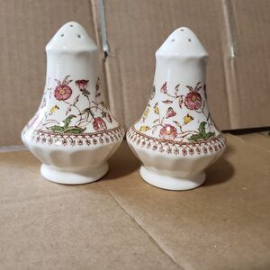 Vintage Vernon Kilns Desert Bloom Salt and Pepper Shakers - Hand painted